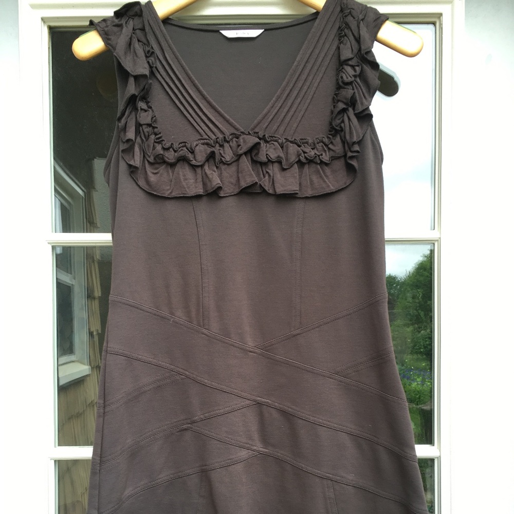 Esley Brown Sleeveless Dress